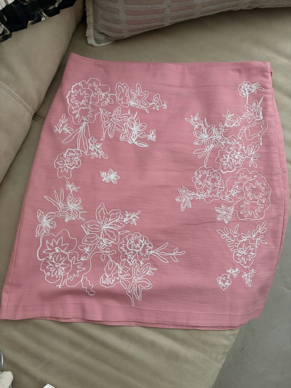LOFT Pink coral Skirt with White Floral Embroidery 4